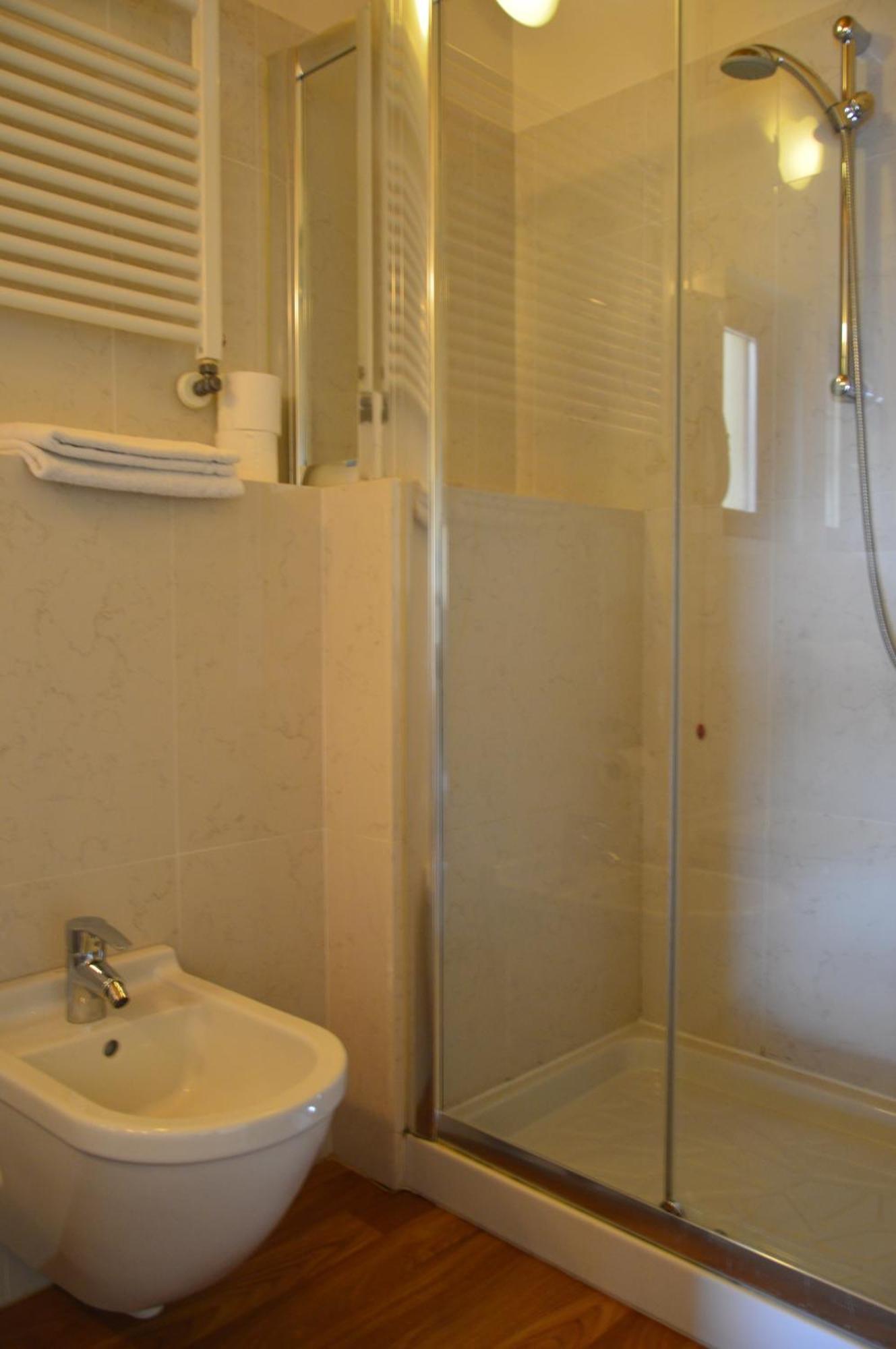 Hotel Garni Selene Malcesine Exterior foto